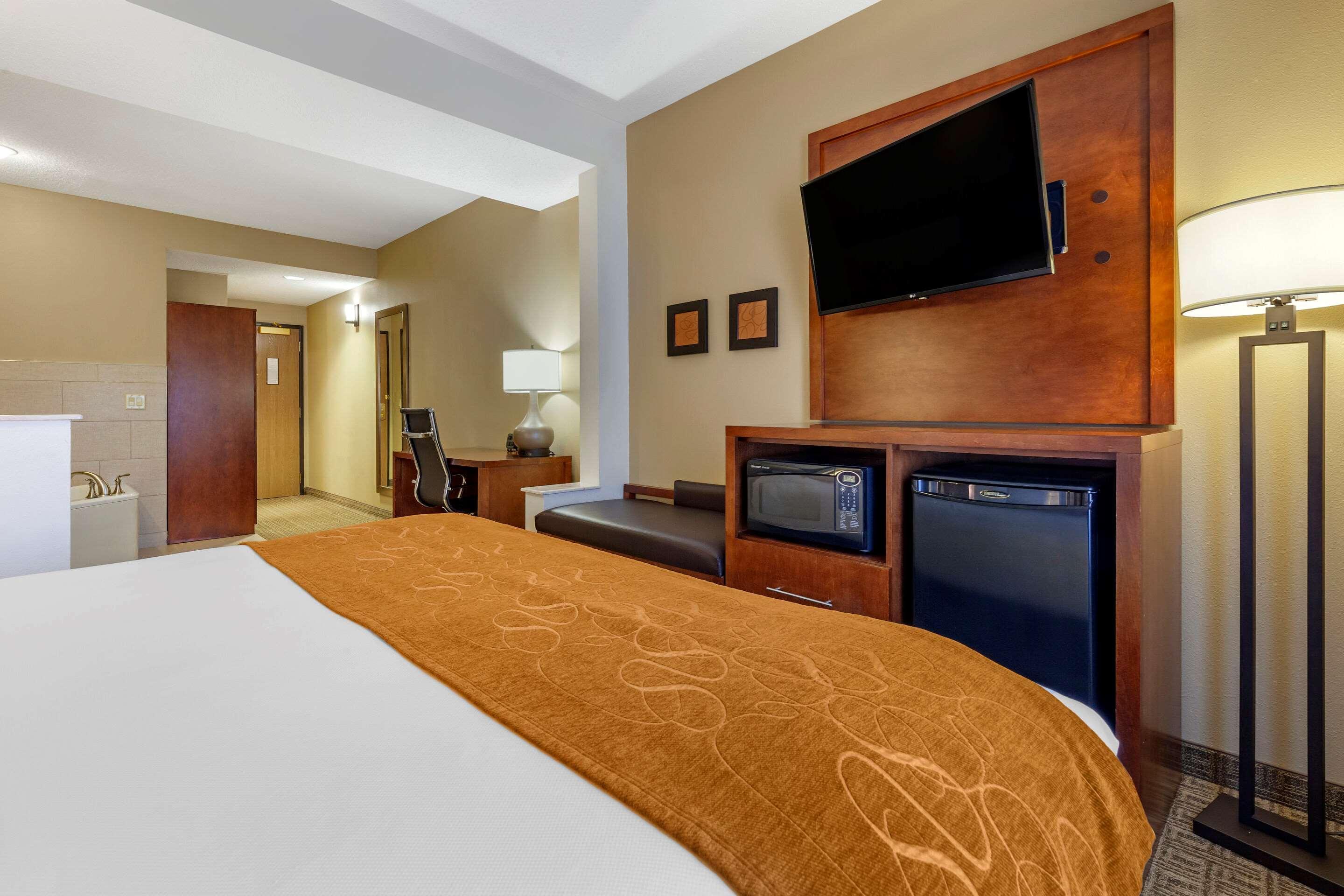 Comfort Suites Marquette Eksteriør bilde