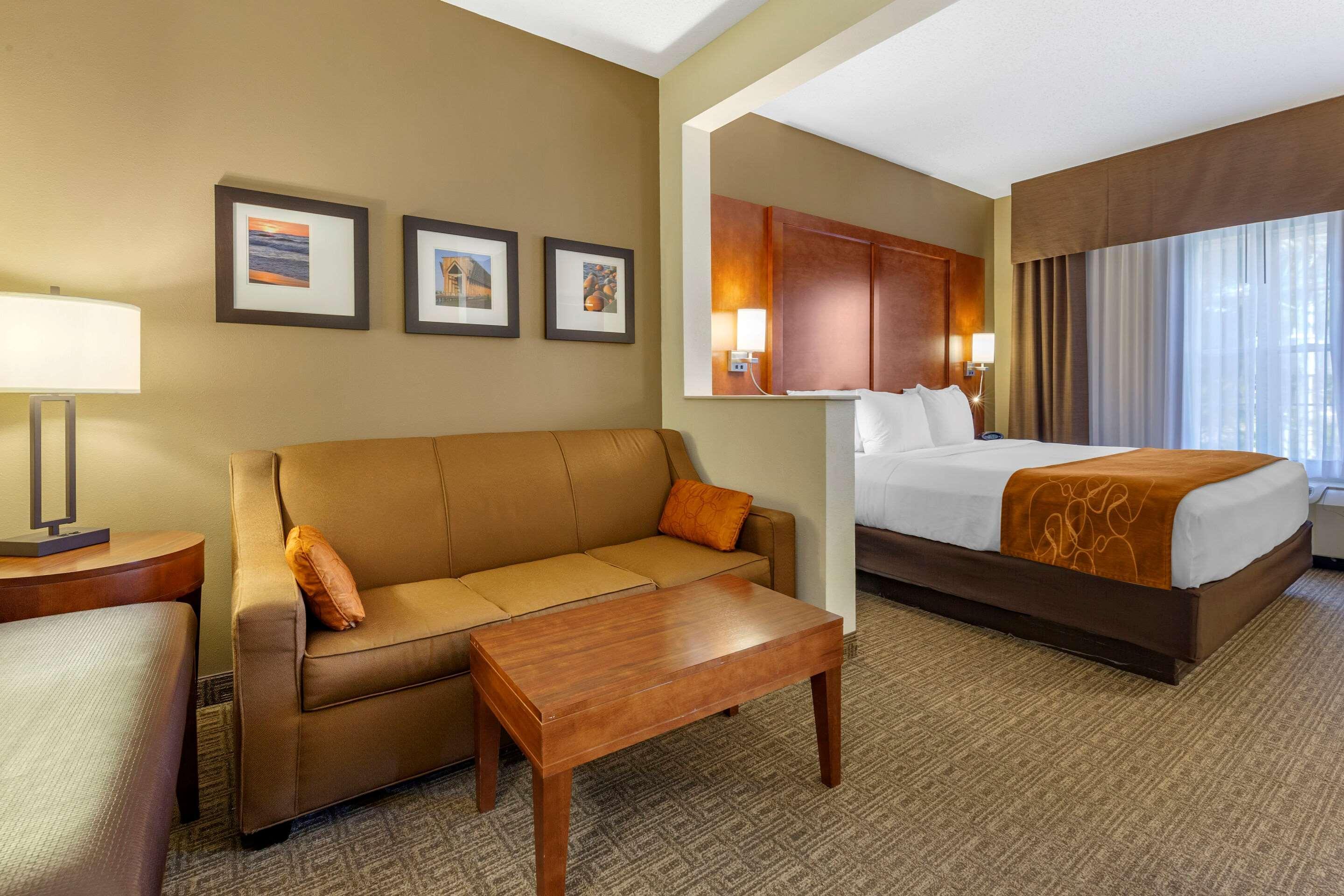Comfort Suites Marquette Eksteriør bilde