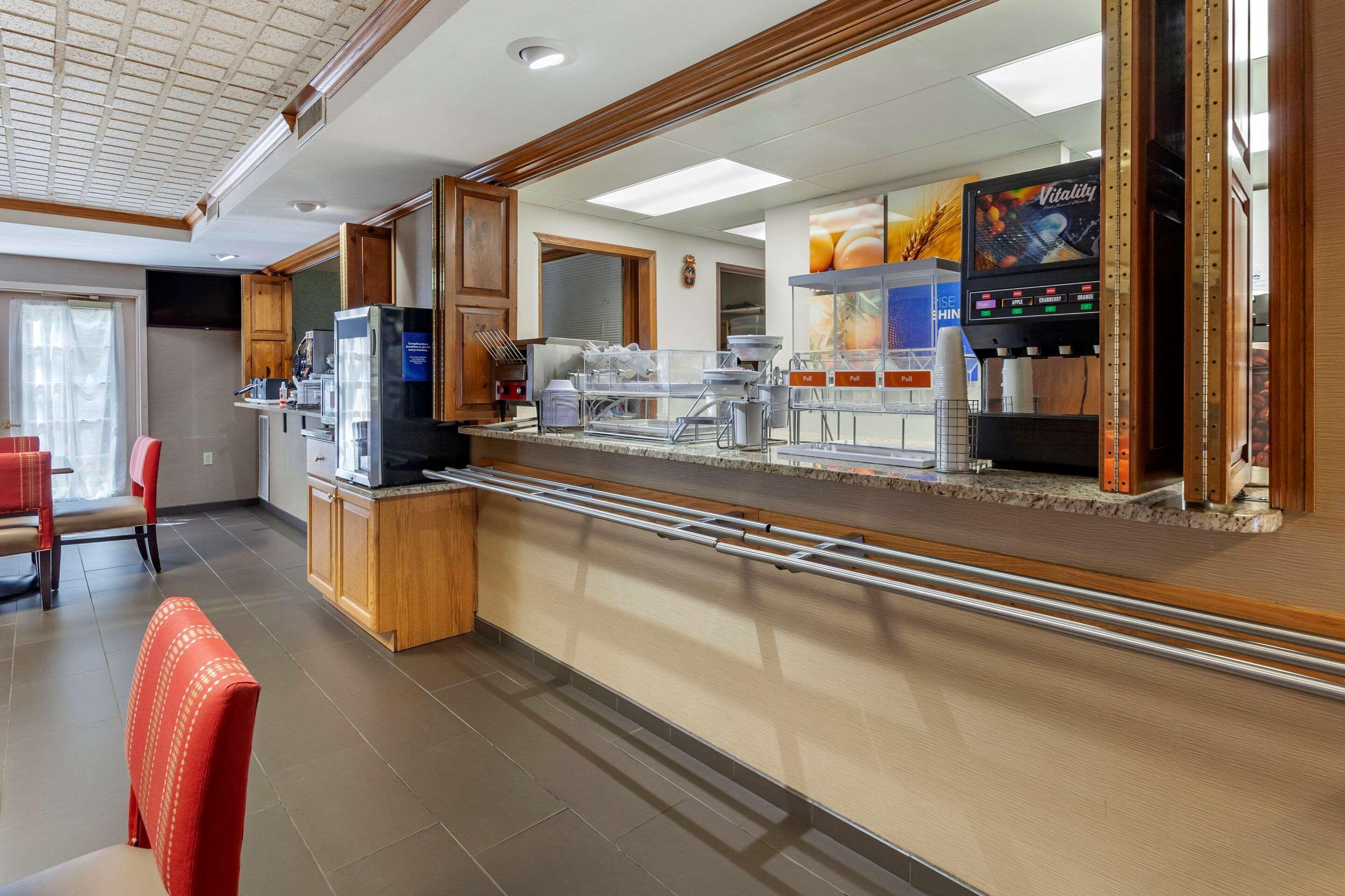 Comfort Suites Marquette Eksteriør bilde